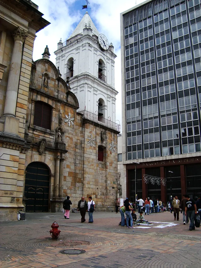 This is a photo of a Colombian monument identified by the ID