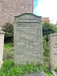 Tomb Of Al Davies And Family In St Johns Churchyard Extension