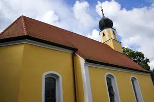 Katholische Filialkirche St. Leonhard