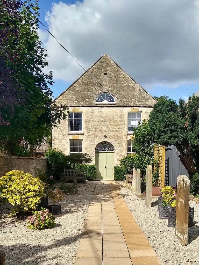 Lechlade Baptist Church, Sherborne Street, Lechlade, Gloucestershire