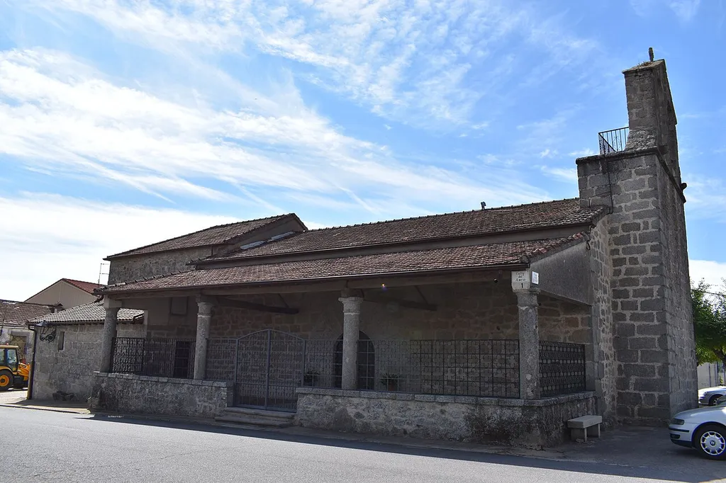 San Miguel de Valero - igrexa