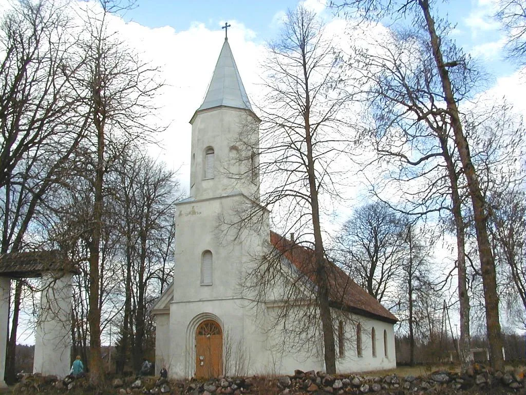 Rendas baznīca 2000-04-15