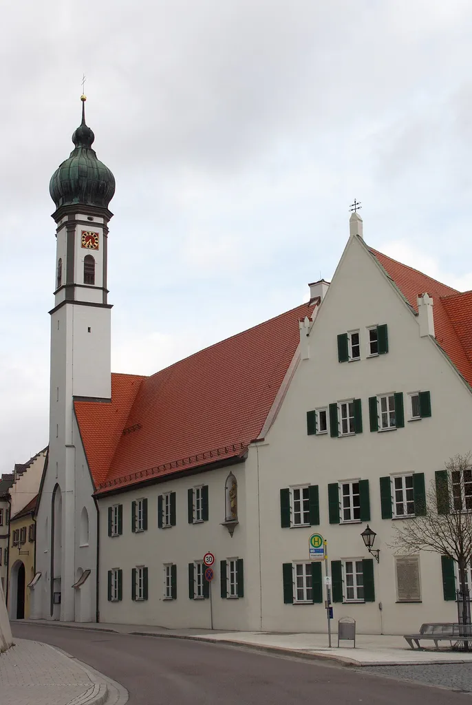 Katholische Spitalkirche Heilig Geist am Stadtberg 17 in Dillingen an der Donau (Bayern)