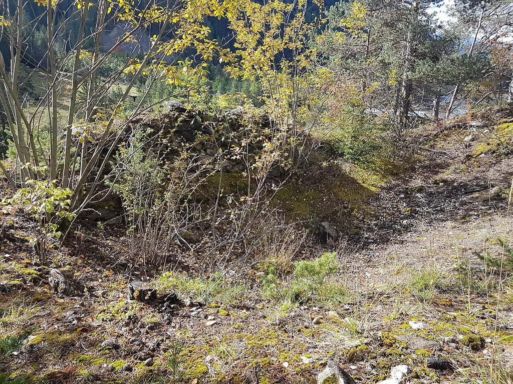 Burg Serviezel near Ramosch. Remains of a tower. View from the north.