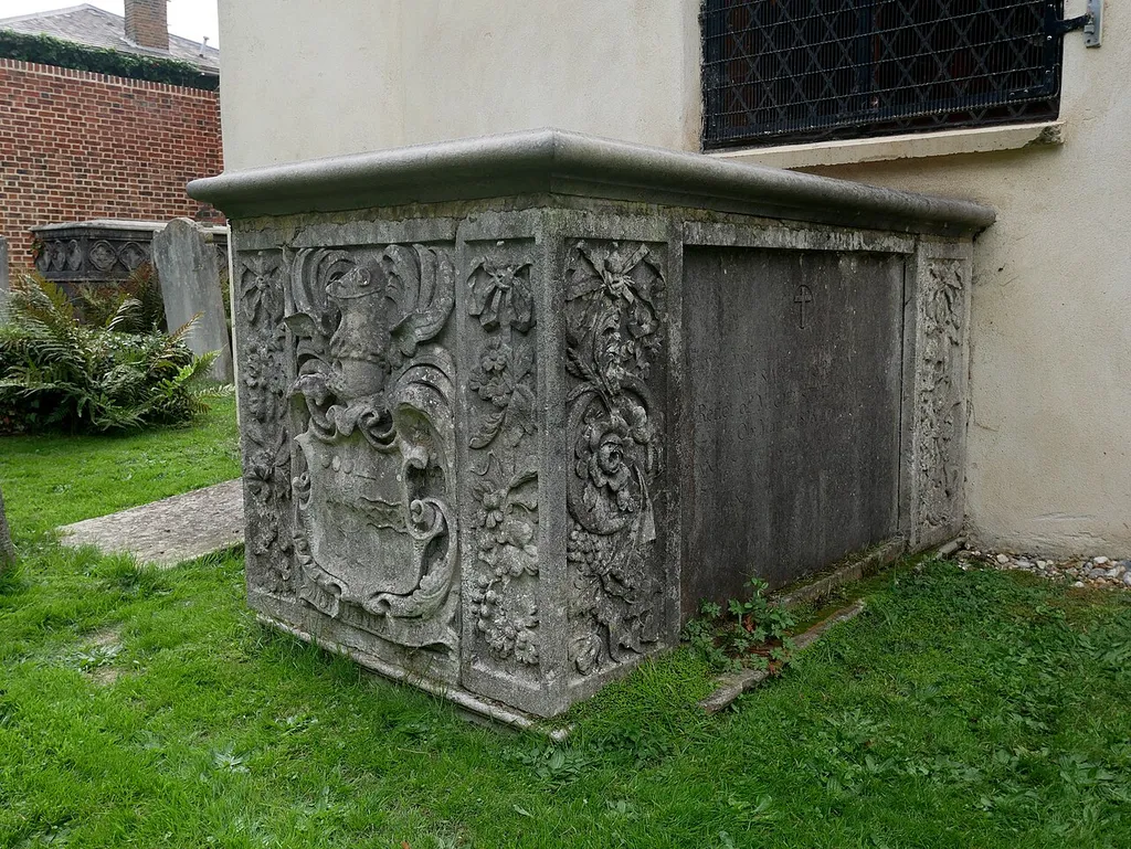 The tomb of Francis Barker to the east of the Church of Saint Peter, Petersham.
