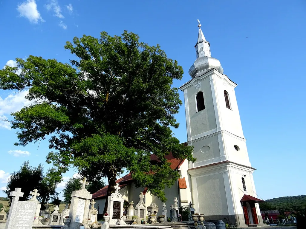 St. George Catholic church in Sângeorgiu de Mureș, Romania