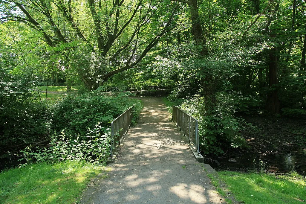 Elpenbach im Antoniepark, Antoniestraße in Oberhausen
