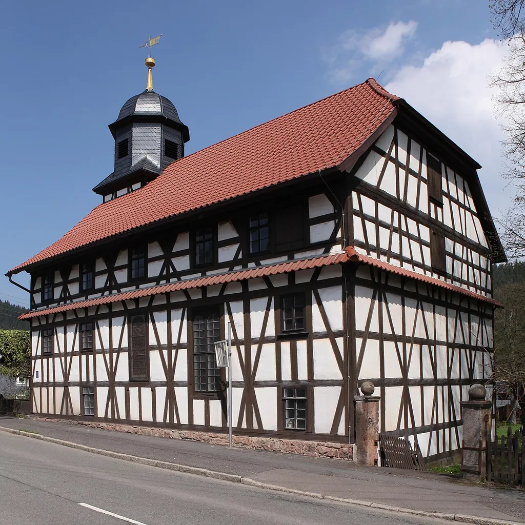 Kirche St. Ulrich, 16. Jahrhundert, in Mäbendorf, Ot von Suhl