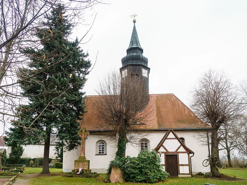 This media shows the protected monument of Saxony with the ID 08965915 KDSa/08965915(other).