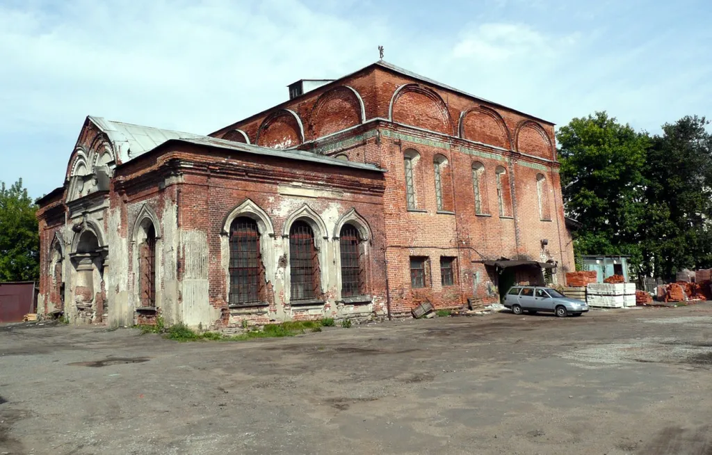 Church of the Exaltation of the Cross, Yaroslavl (1675-78) This is a photo of a cultural heritage object in Russia, number: 7600097001 (category) This template and pages using it are maintained by the Russian WLM team. Please read the guidelines before making any changes that can affect the monuments database!