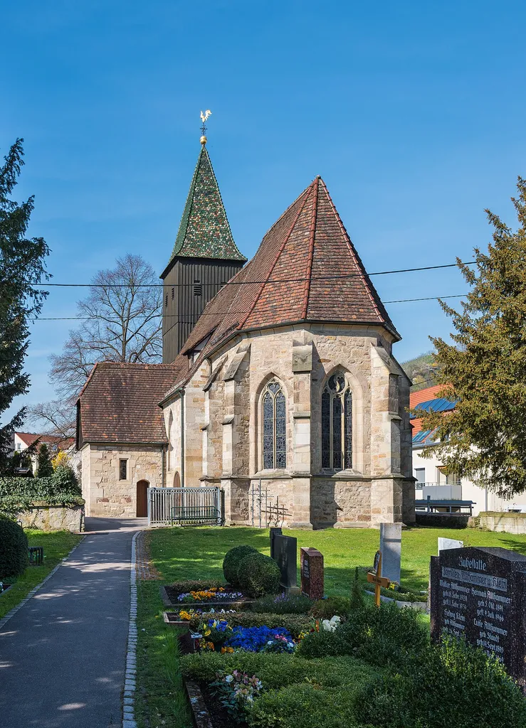 Alte Pfarrkirche (Friedhofskirche) in Stuttgart-Hedelfingen.