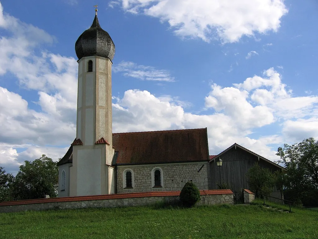 St. Laurentius, Holzen, Aßling