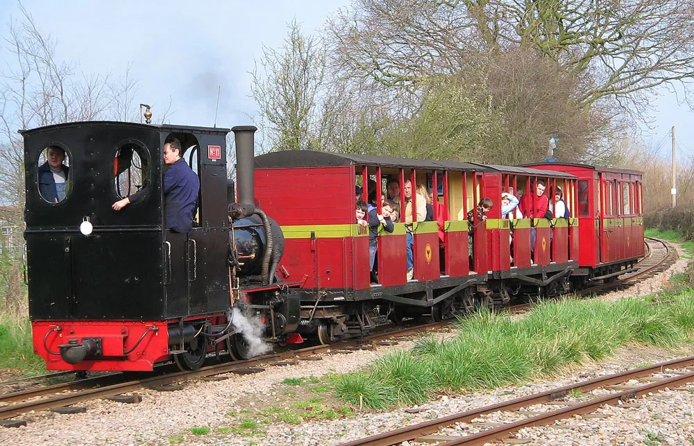 A train being pulled by the locomotive "PC Allen" on the Leighton Buzzard Railway. Photo by G-Man March 2005