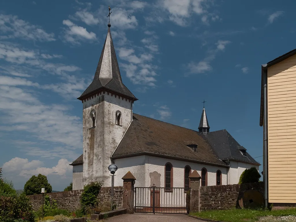 Mötsch, church: die Katholische Pfarrkirche Sankt Nikolaus