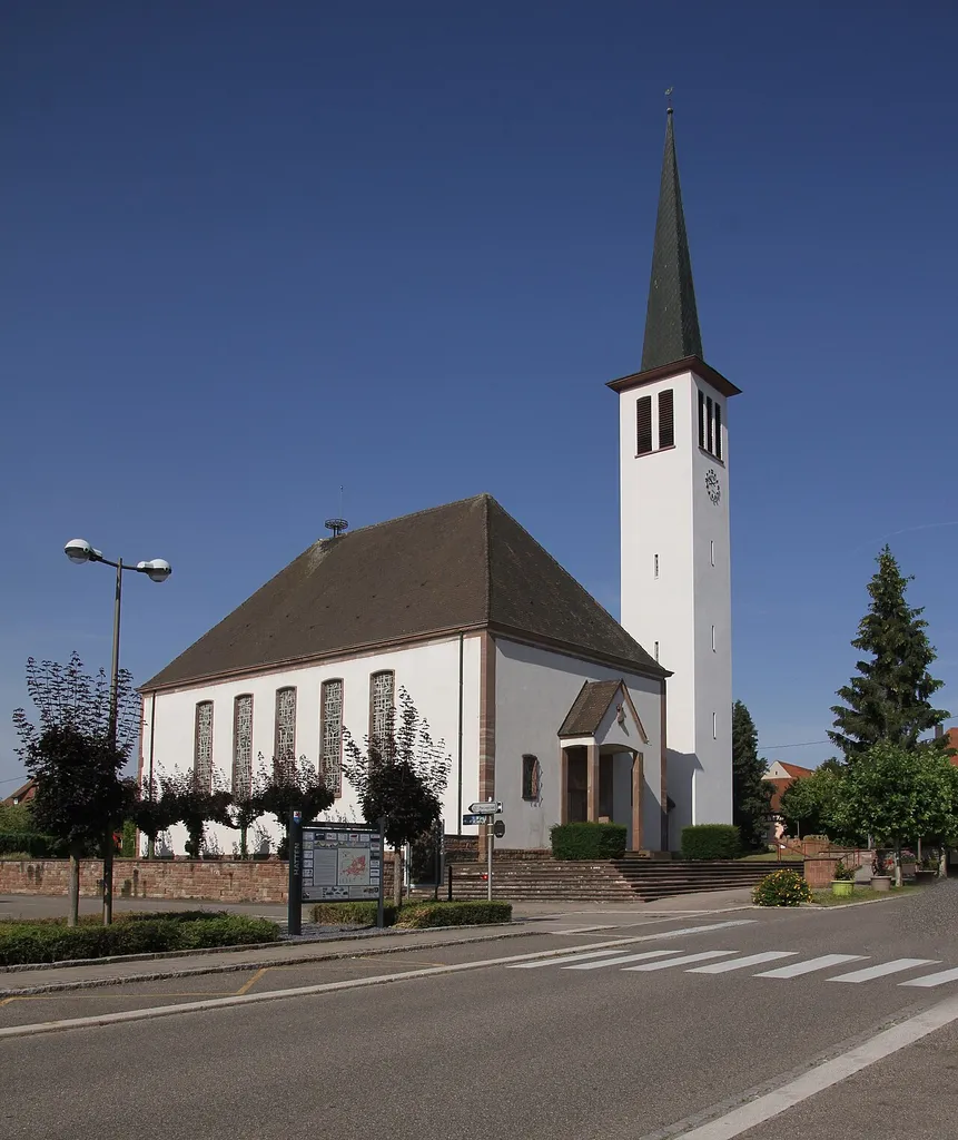 Protestant church in Hatten.
