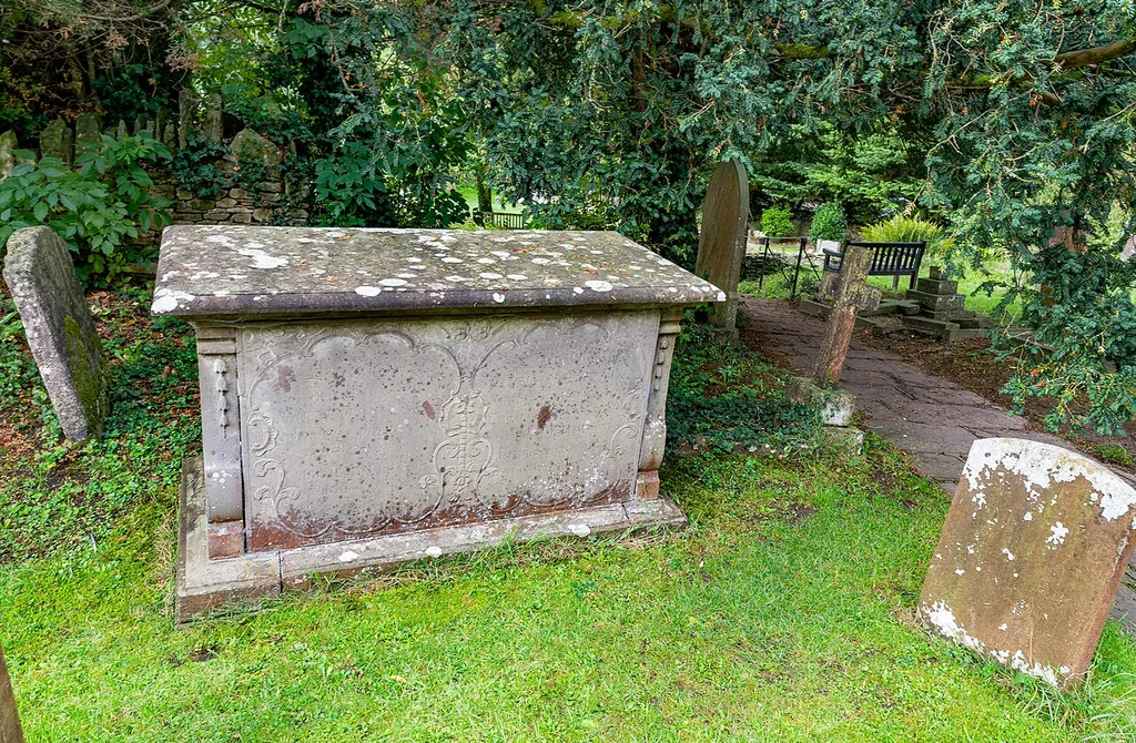Castle Combe: COLEMAN TOMB IN CHURCHYARD, ABOUT 4 METRES SOUTH OF NEWMAN TOMB, SOUTH OF PORCH OF CHURCH OF ST ANDREW