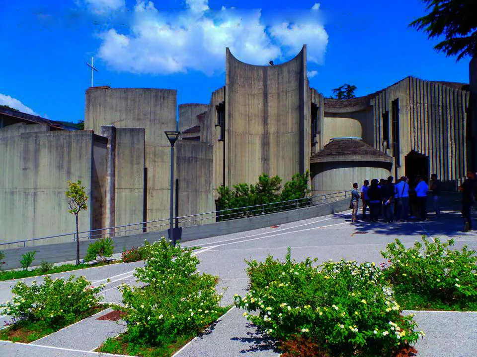 La chiesa della sacra famiglia di portoghesi a Salerno