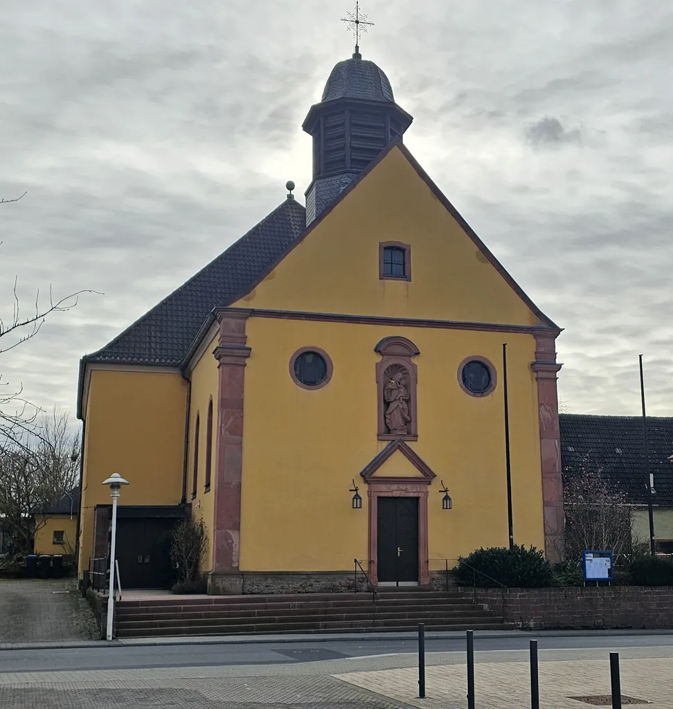 Katholische Pfarrkirche St. Josef, bez. 1752