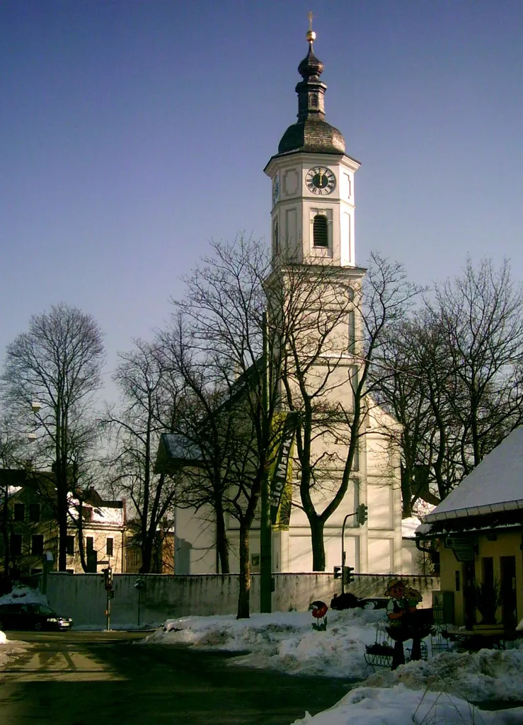 Old Church St. Margaret in Munich/Sendling seen from Stemmerhof