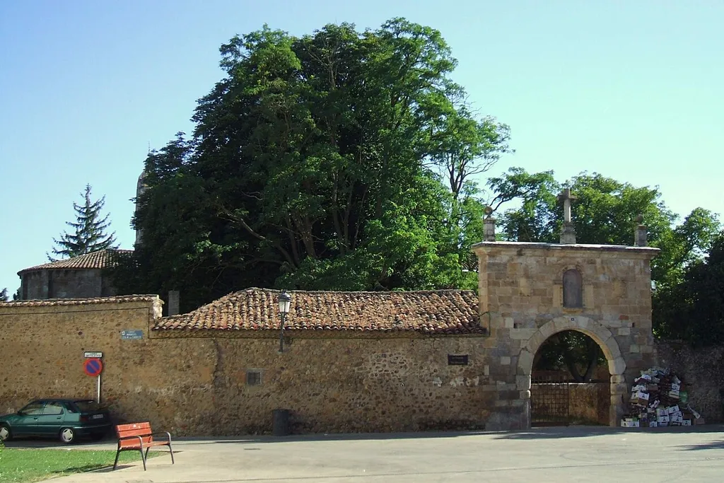 Monasterio trapense de Santa María de Carrizo, en Carrizo de la Ribera (León)
