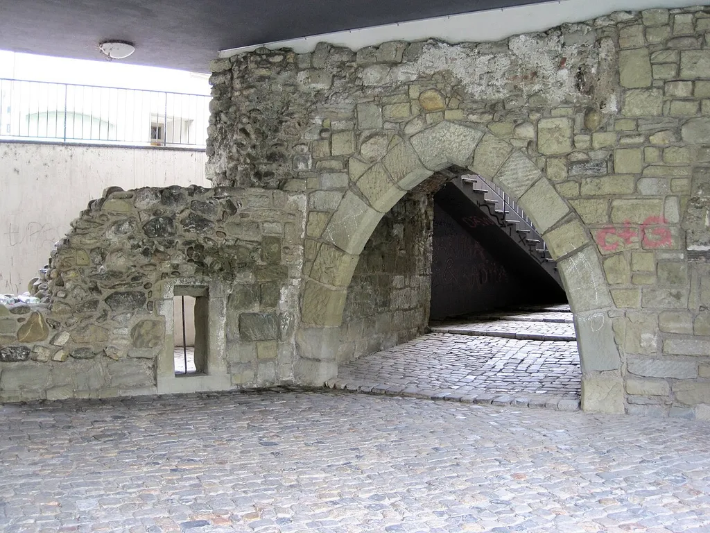 Ländtetor der Burg Nydegg in Bern, um 1300