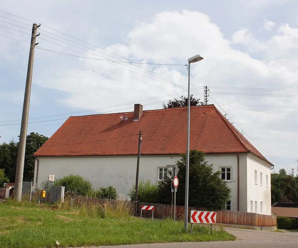Nebengebäude Brauereigebäude des Klosters Fultenbach in Holzheim (bei Dillingen an der Donau) im Dillingen an der Donau (Bayern)