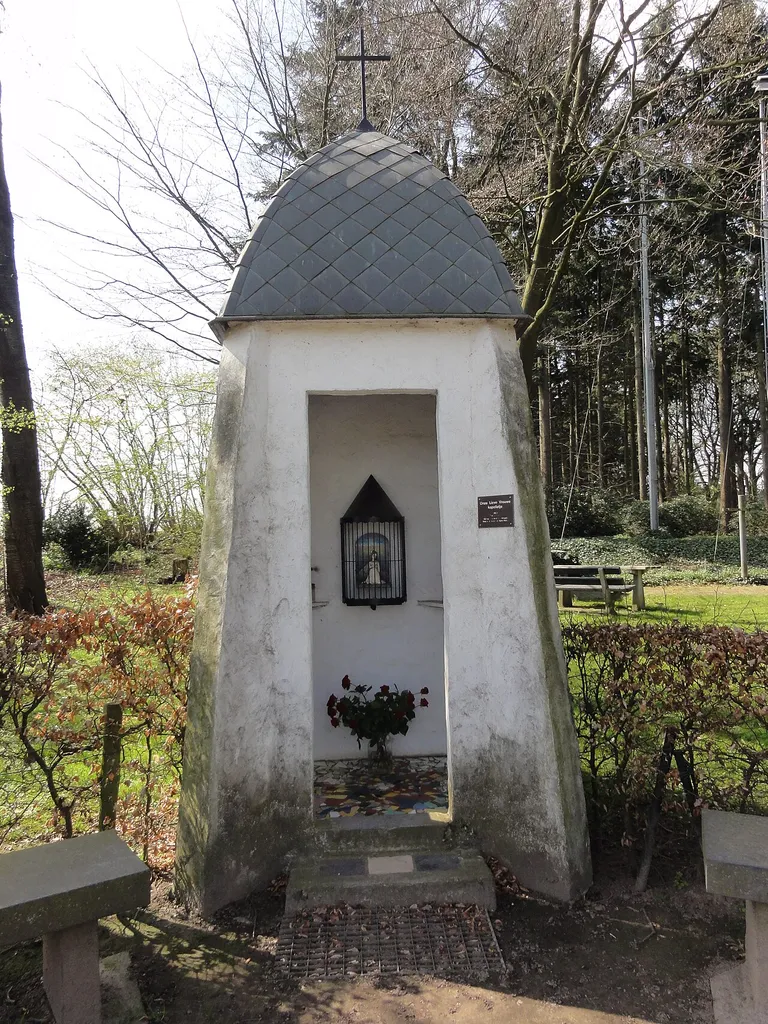Onze-Lieve-Vrouw-van-Heimwee-en-Verlangenkapel