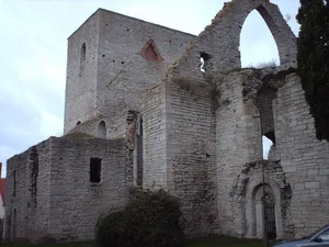 Drotten church ruin