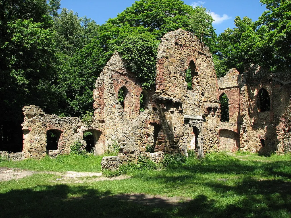 zamek „Stary Książ”, ruina romantyczna, 1794 (zabytek 621)