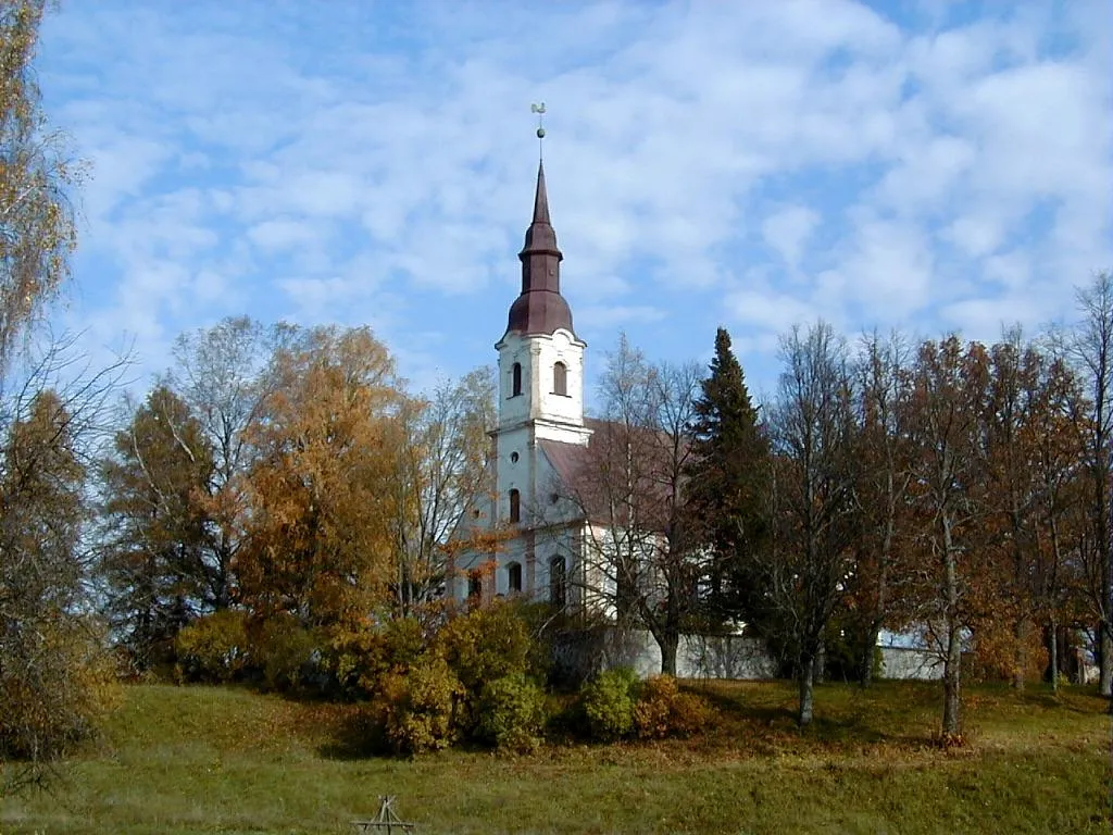 Lēdurgas luterāņu baznīca 2000-10-07