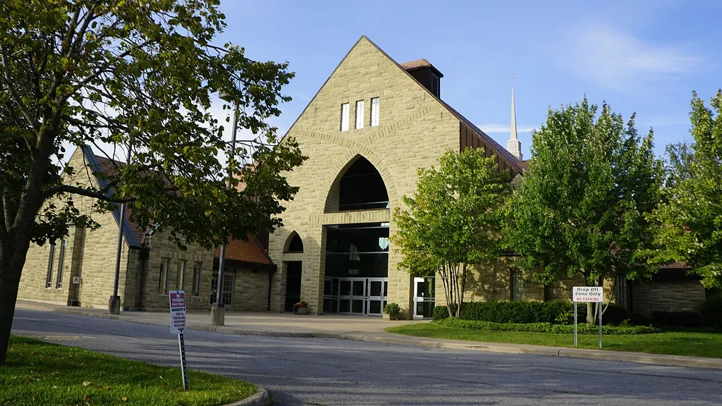 St. Alexander Church (catholic church in Fonthill, Ontario)