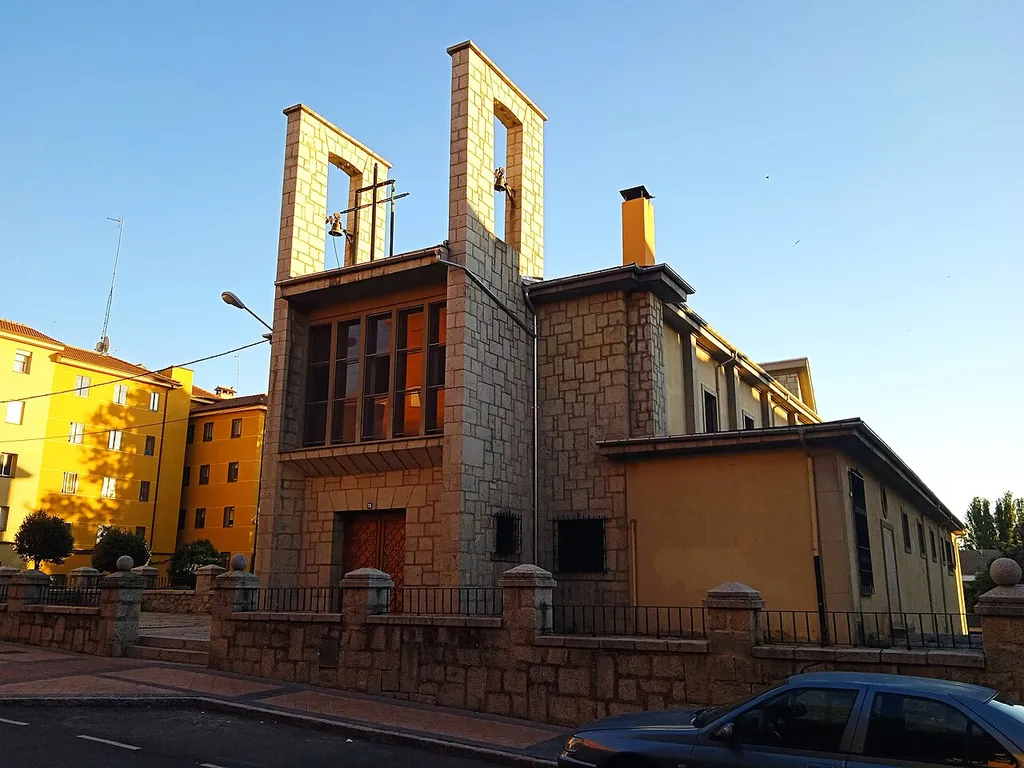 Templo católico de San José situado en la ciudad de Segovia, provincia homónima (Castilla, España). Da nombre al barrio del que es su punto neurálgico.