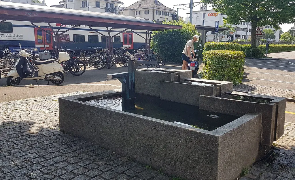 Station Fountain Küsnacht ZH