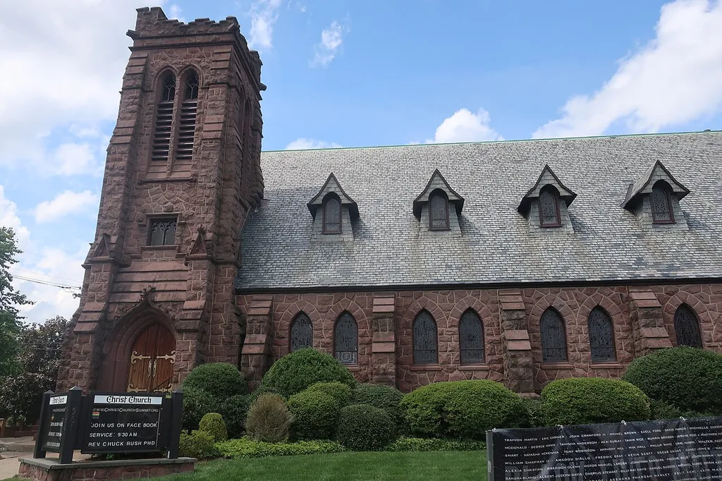 A view of Christ Church, Summit, NJ, showing the sign outside.