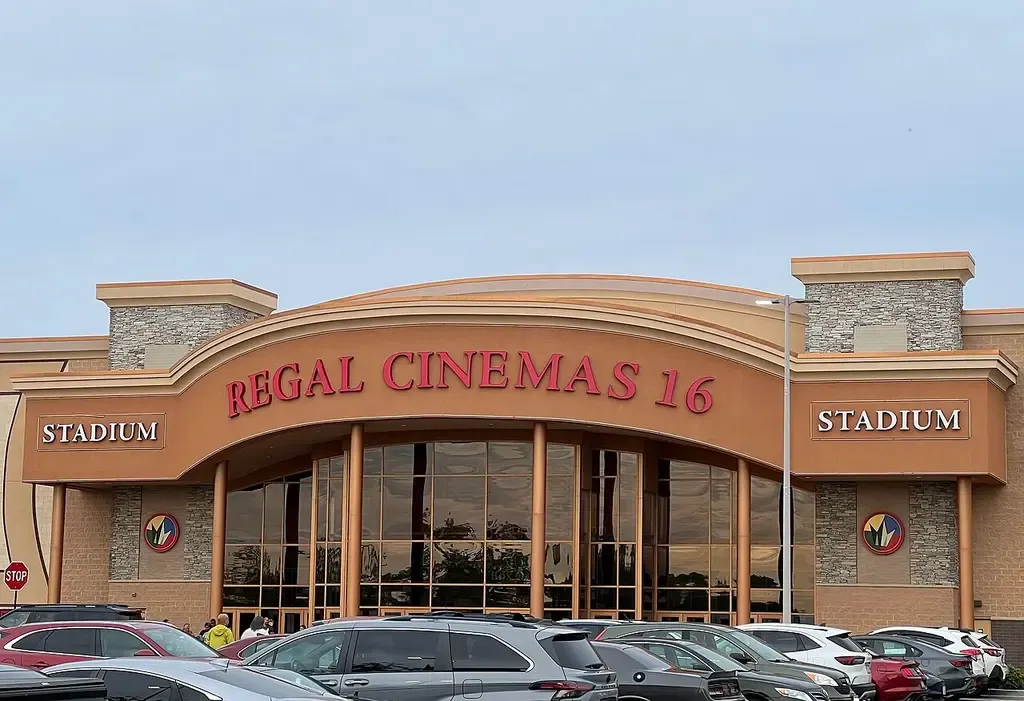 Regal Westchester Commons