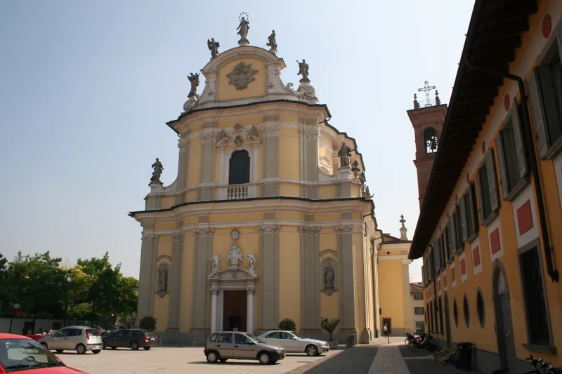 Cologno al Serio, la parrocchiale.