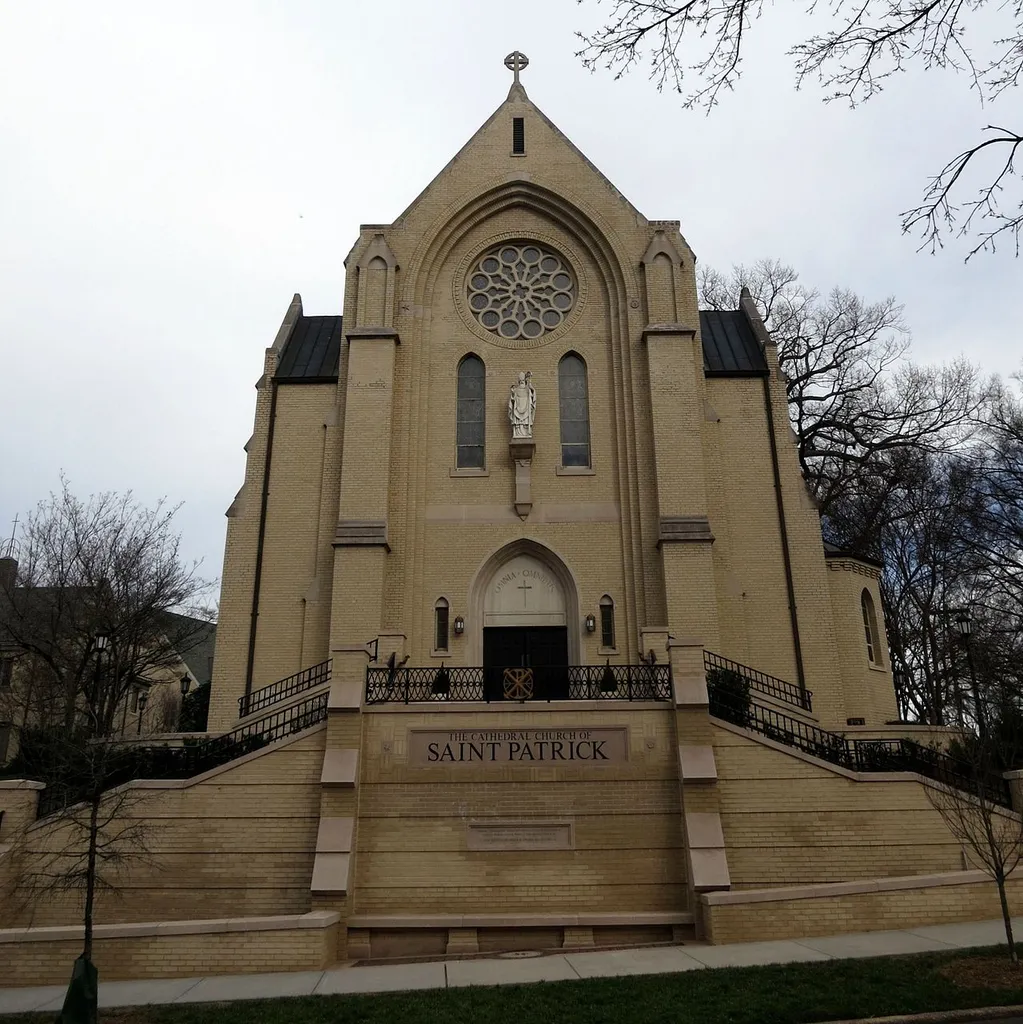 Cathedral Church of Saint Patrick (Charlotte, North Carolina) - front
