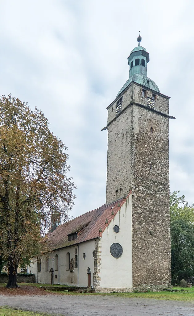Hausmannsturm Erxleben einbezogen und Bestandteil der Schlosskirche St. Godehardt