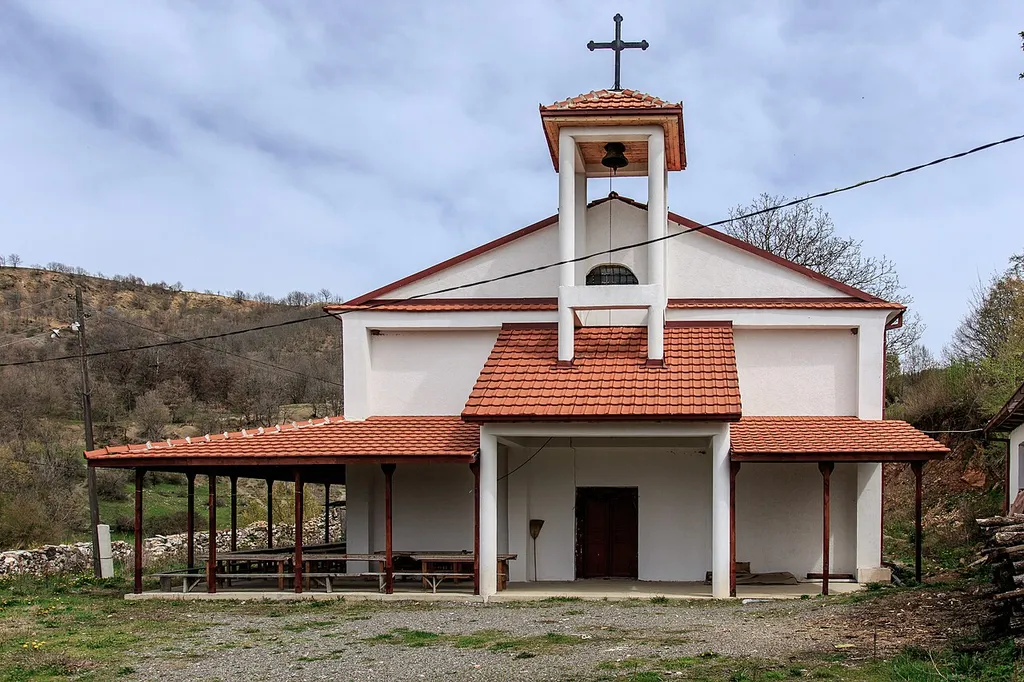 View of the St. George's Church in the village Gorni Lipoviḱ