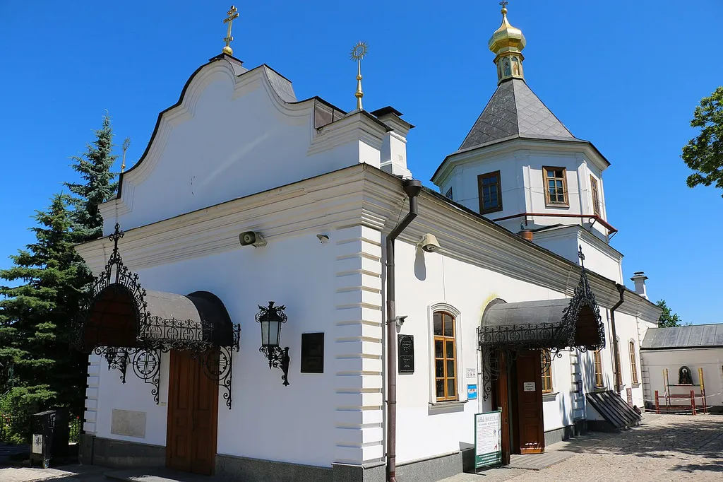 Церква Ганнозачатіївська на Дальніх печерах, Київ, Лаврська вул., 9