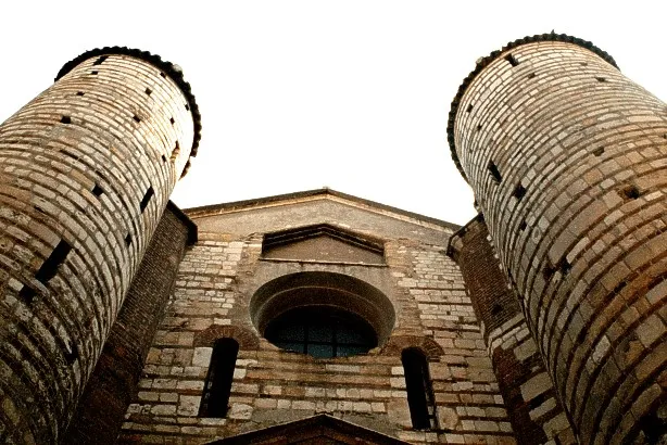 Verona, San Lorenzo: The western facade with towers