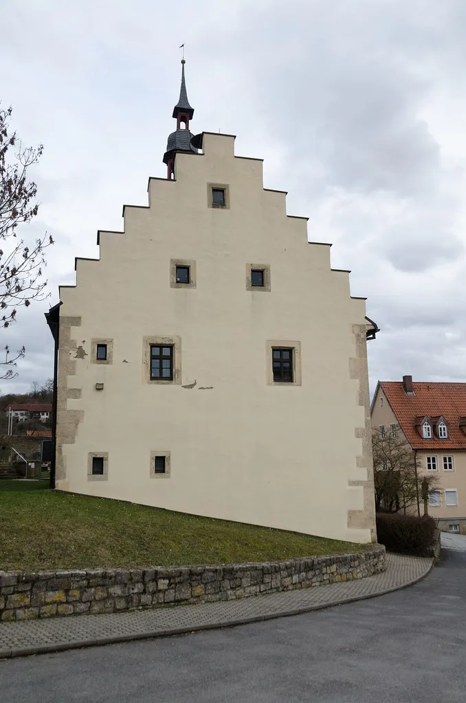 Hollstadt, Am Kirchhof 8