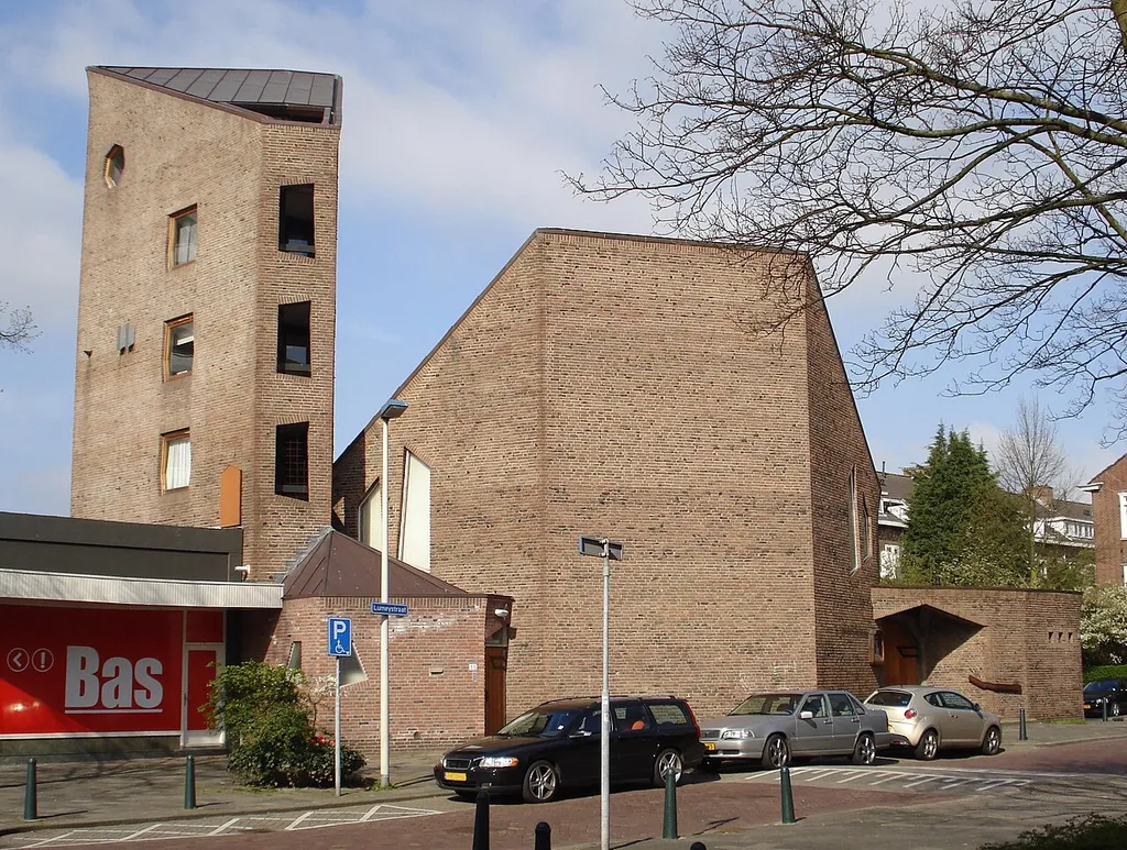 Rotterdam Blijdorp, Lumeystraat 33-35. Gemeentemonument.
