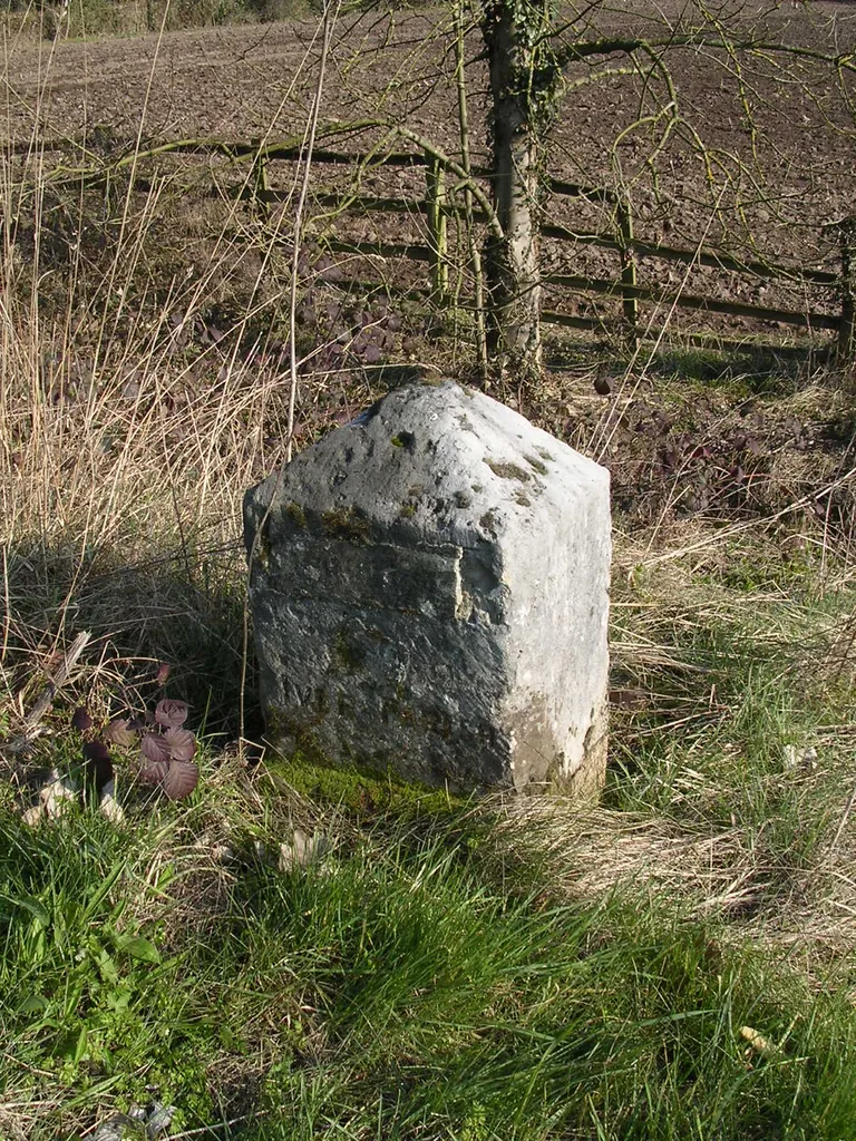 Old Milestone by the A413, Amersham Road