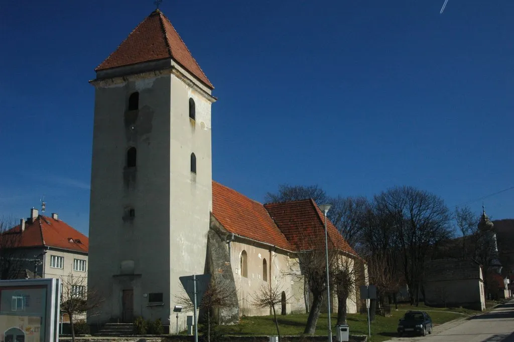 This media shows the protected monument with the number 303-764/1 CHMSK/303-764/1,CHMSK/303-764(other) in the Slovak Republic.