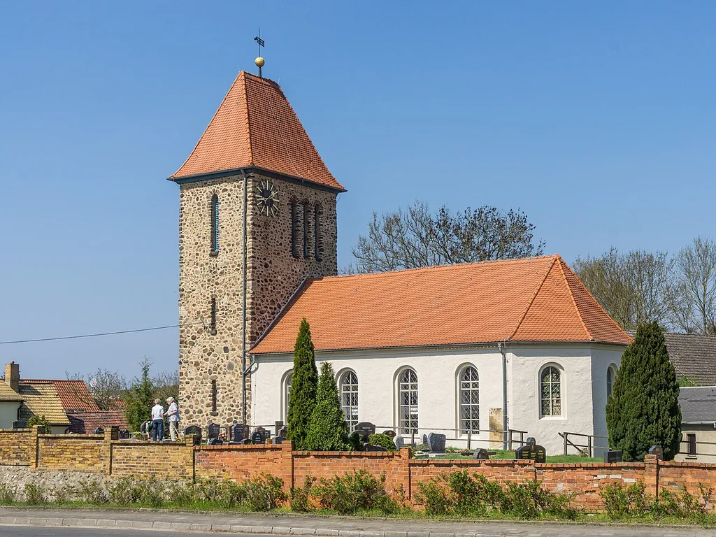 This media shows the protected monument of Saxony with the ID 09304701 KDSa/09304701(other).