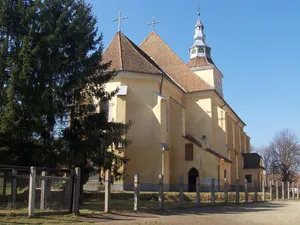 Lutheran church in Hălchiu, Brașov