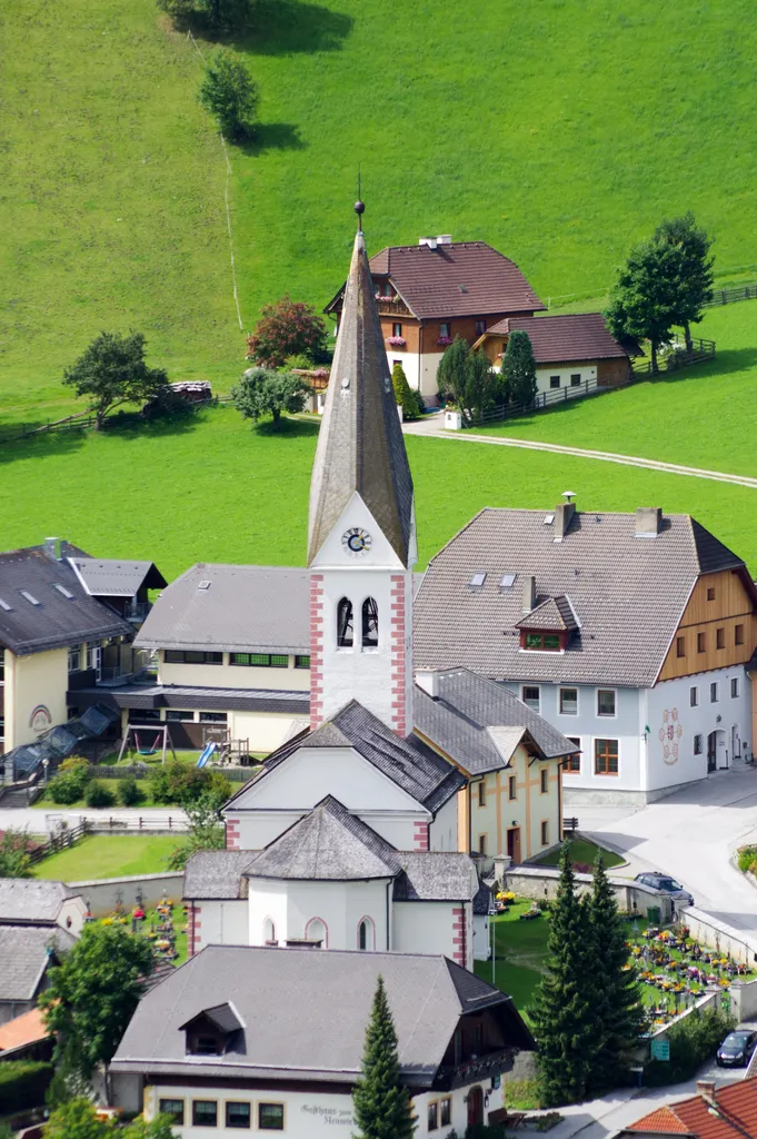 Kath. Pfarrkirche hl. Paulus