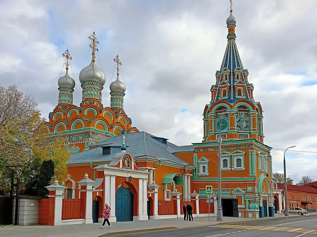 Храм Григория Неокесарийского. Москва, ул. Большая Полянка, 29а.