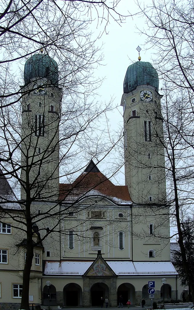 Vorderansicht der Abtei Schweiklberg